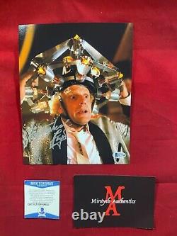 CHRISTOPHER LLOYD SIGNED 8x10 PHOTO! BACK TO THE FUTURE! BECKETT COA! DOC BROWN