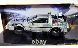 CHRISTOPHER LLOYD Signed BACK TO THE FUTURE 2 124 DeLorean BAS # WK69130