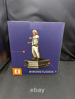 Doc Brown Iron Studios Statue Back to the Future Christopher Lloyd